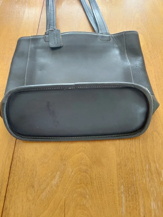 Coach Vintage Bleecker Bucket Tote (Sm) - Picture 5 of 7